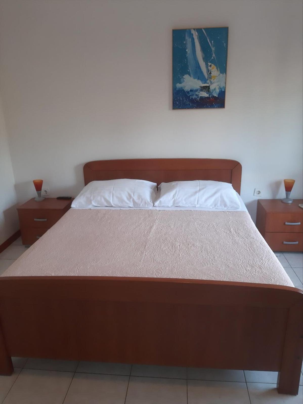 Apartmani Kadmen إيكا المظهر الخارجي الصورة