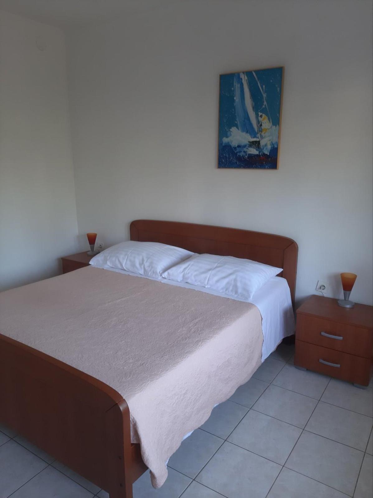 Apartmani Kadmen إيكا المظهر الخارجي الصورة