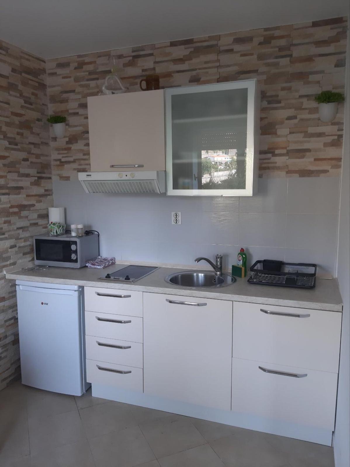 Apartmani Kadmen إيكا المظهر الخارجي الصورة