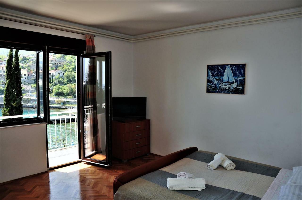 Apartmani Kadmen إيكا المظهر الخارجي الصورة